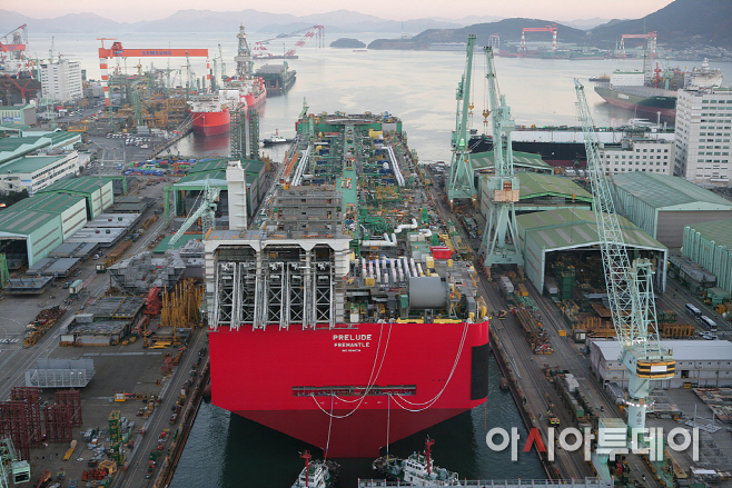 프리루드 FLNG 진수_2