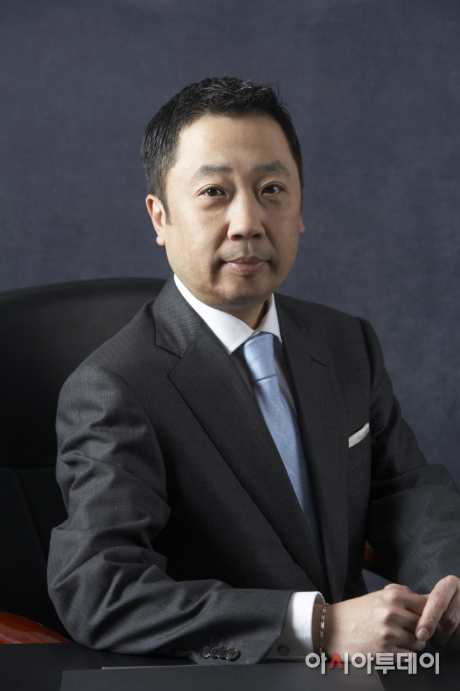 박정원 (주)두산 지주부문 회장