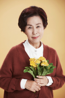 사랑별곡_손숙(순자 역)
