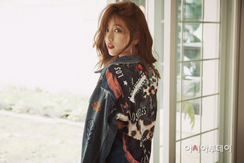 GUESS 16FW화보첫공개_수지 (6)