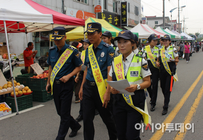 창녕서, 전통시장 범죄예방 합동순찰 (3)