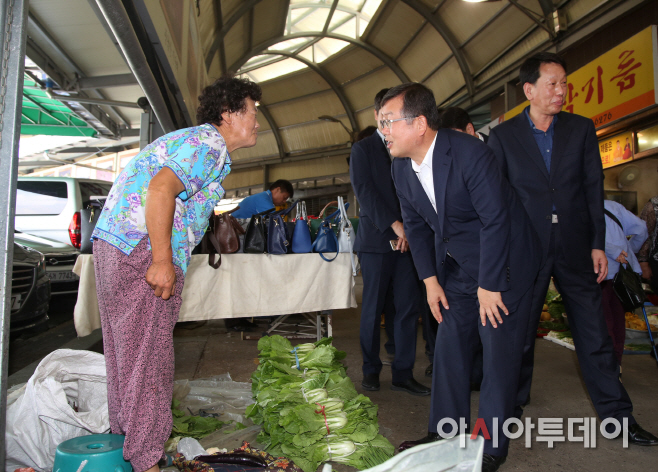 0909 박일호 밀양시장 추석 전통시장 방문(1)