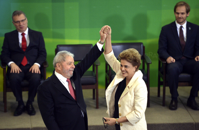 Dilma_empossa_Lula_como_Ministro_Chefe_da_Casa_Civil