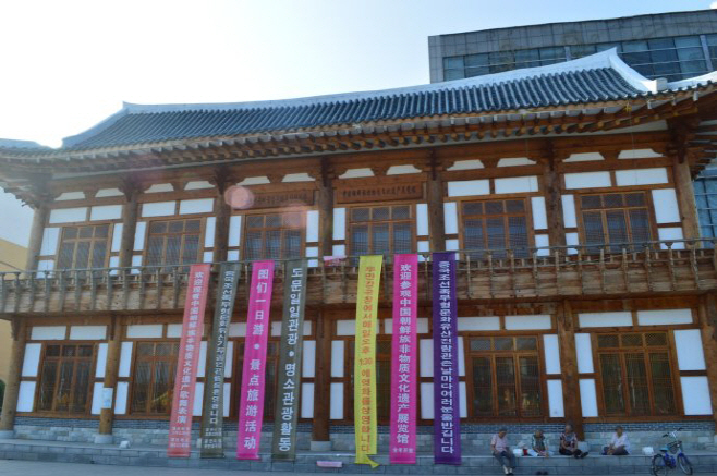 투먼