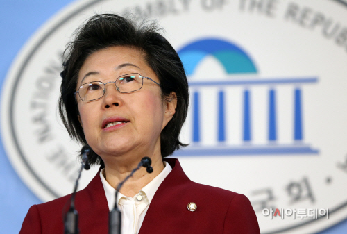 [포토] 'MS 황당질의' 논란 이은재 의원...언성 높인것 국민께 송구