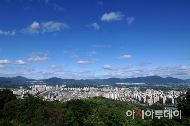 아차산에서 바라본 구리전경