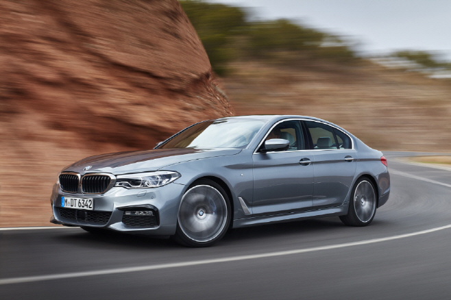 BMW 뉴 5시리즈_img (9)