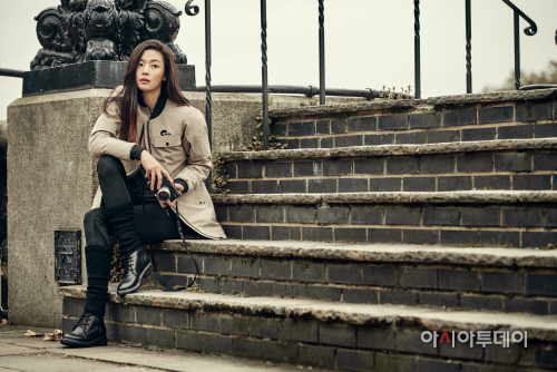 네파 알라스카 라이트 다운 화보컷