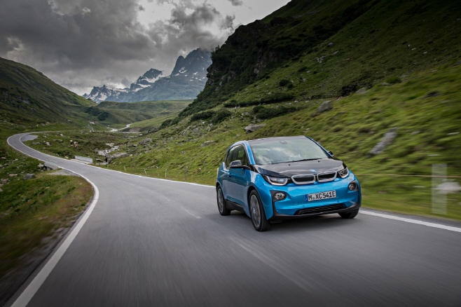 사진-BMW i3