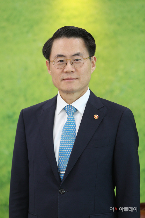 장관님 프로필 사진3