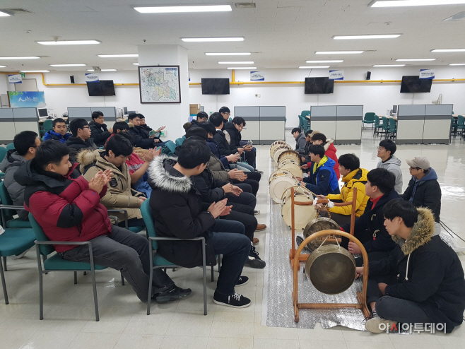 아파트 필로티 공간‘주민쉼터’