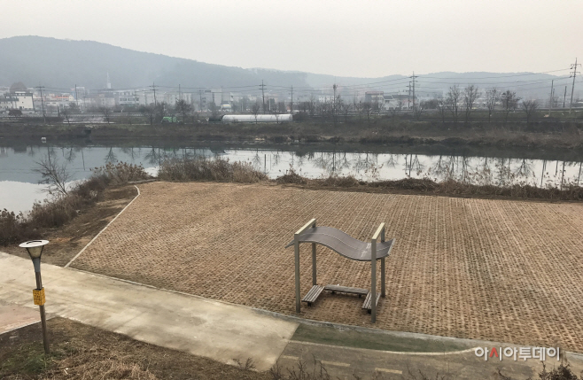 경안천 다목적광장 조성