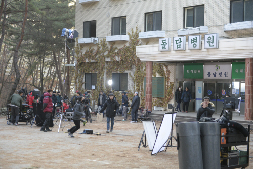 SBS 월화드라마 ‘낭만닥터 김사부’의 기세가 심상치 않은 가