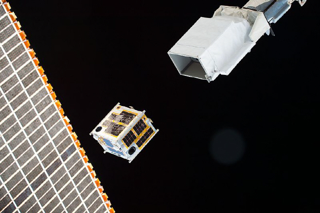 ISS-47_Diwata-1_satellite_deployment