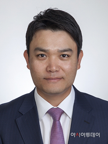 휠라코리아㈜_전무_성낙용