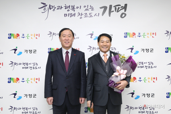 31대 손수익 가평부군수 임용장 교부2