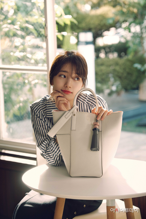 사진 3. 빈폴액세서리, 수지 '17SS 화보 공개