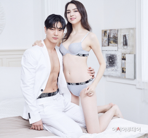[이미지] 화이트데이 커플 란제리_화보컷