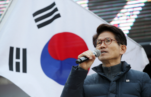발언하는 김문수