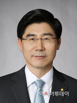 우리은행 이광구 은행장 사진_2017년