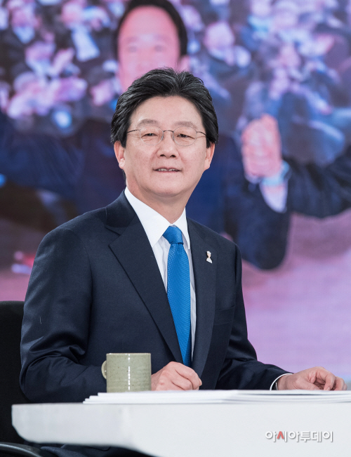 [포토]바른정당 경선토론 참석한 유승민