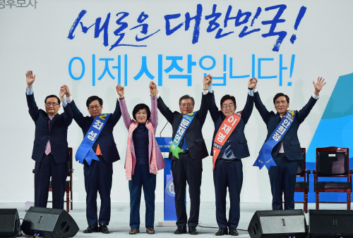 [포토] 민주당 호남경선 문재인 후보 압승