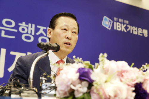 20170406 기업은행장 취임 100일 기자간담회 (1)