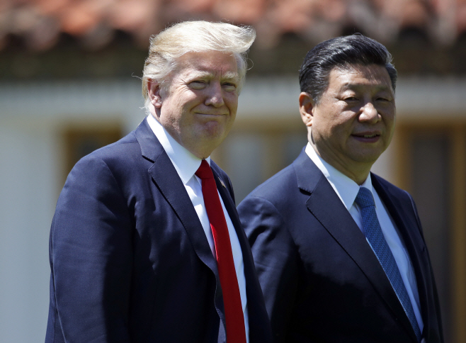 Trump US China <YONHAP NO-0792> (AP)