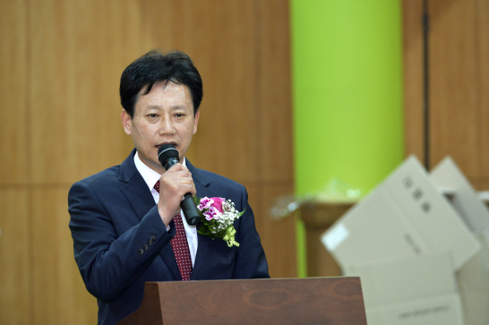 4.12 경기 포천시장 보궐선거에서 당선된 김종천 신임 포천시장