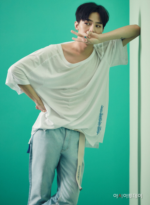 에잇세컨즈_GD 써머 컬렉션 출시_1