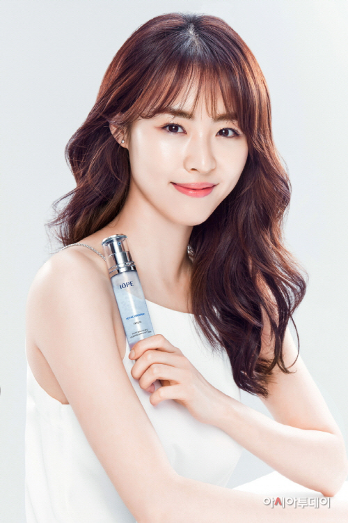 [아이오페] 히아루로닉 세럼_이연희