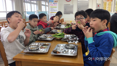 0511 친환경 로컬푸드 학교급식데이1