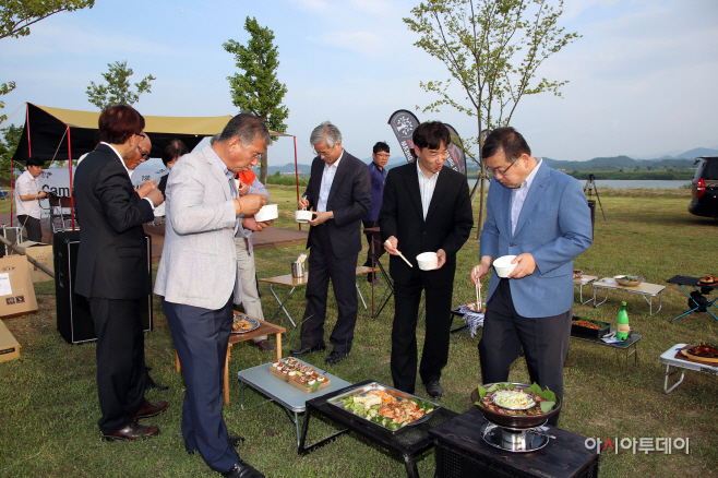 지난해 캠핑요리 경연대회 심사