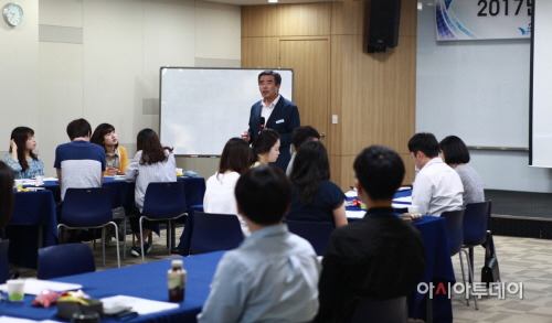 새내기 공무원 직무교육 장면(김동일 시장 특강2)