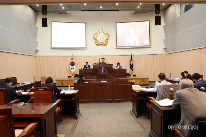 정례회사진
