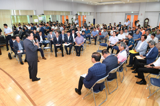 지난해 4월 보궐선거로 양주시장에 취임한 이성호 시장이 시민