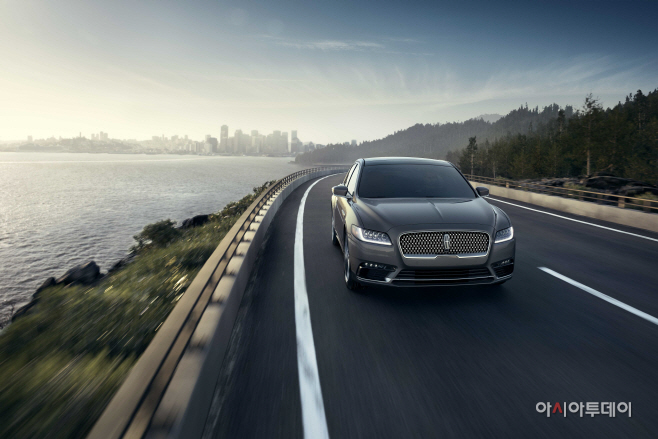 2017 Lincoln Continental