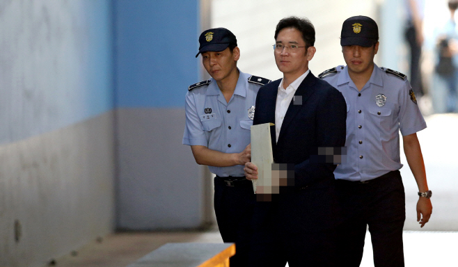 '세기의 재판' 선고 앞둔 이재용