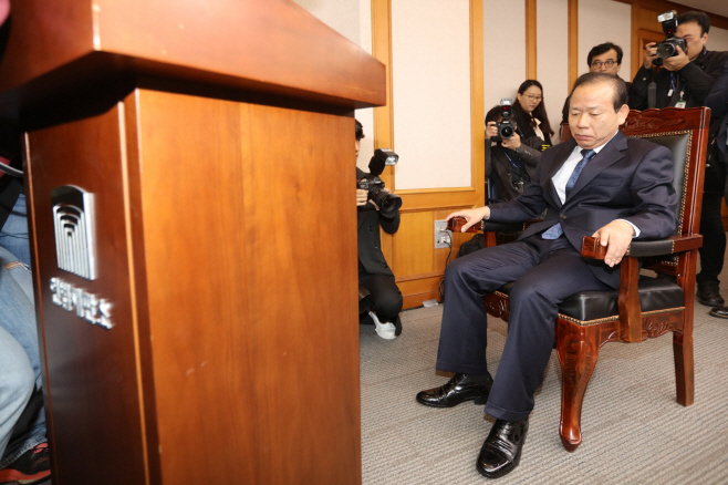 김이수 논란, 헌재 국감 파행