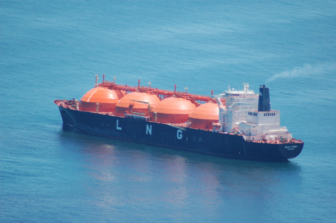 LNG ship