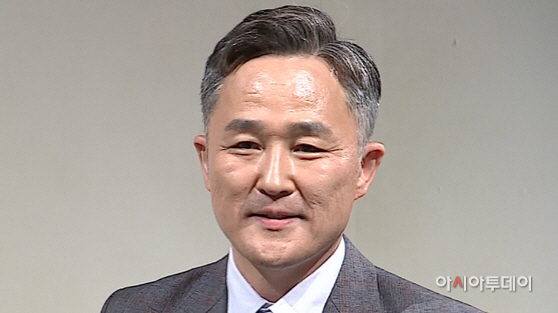 표창원