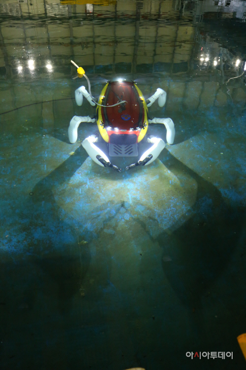 CR200 (1)