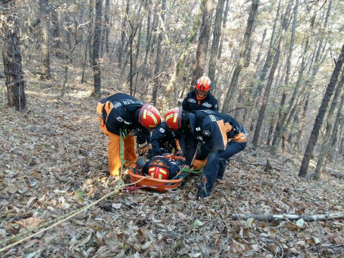 송탄소방서, 산악사고 인명구조 훈련 실시