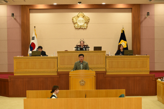 양주시의회(의장 박길서)가 사회단체 예산지원 규모 재검토, 농