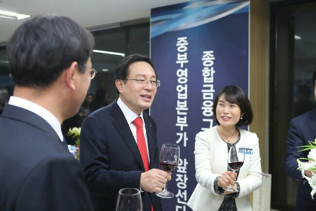 1231(손태승 우리은행장 영업현장에서 한해 마무리)_사진 2