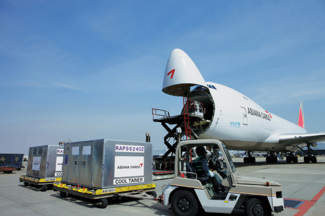 아시아나항공 B747-400 화물기 2