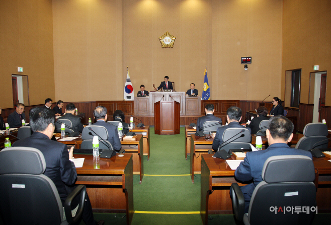 제198회 밀양시의회 임시회 제6차 본회의