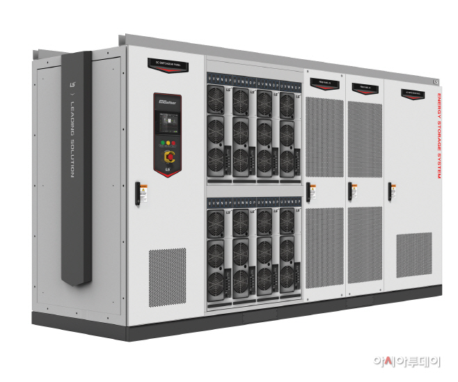 사진1_LS산전 Modular Scalable PCS 신제품