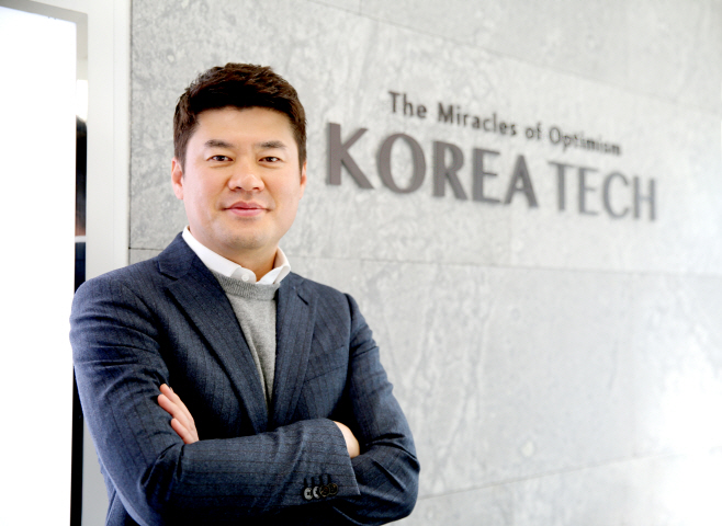 [인터뷰] “손대는 것마다 대박”…‘유통 미다스의 손’ 이동열 코리아테크 대표 - 아시아투데이 [인터뷰] “손대는 것마다 대박”…‘유통... 