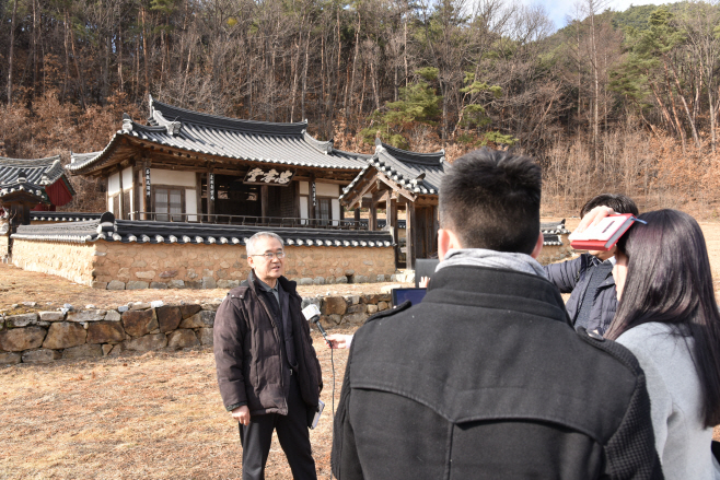 베트남 하노이TV 봉화군 충효당 취재 (1)